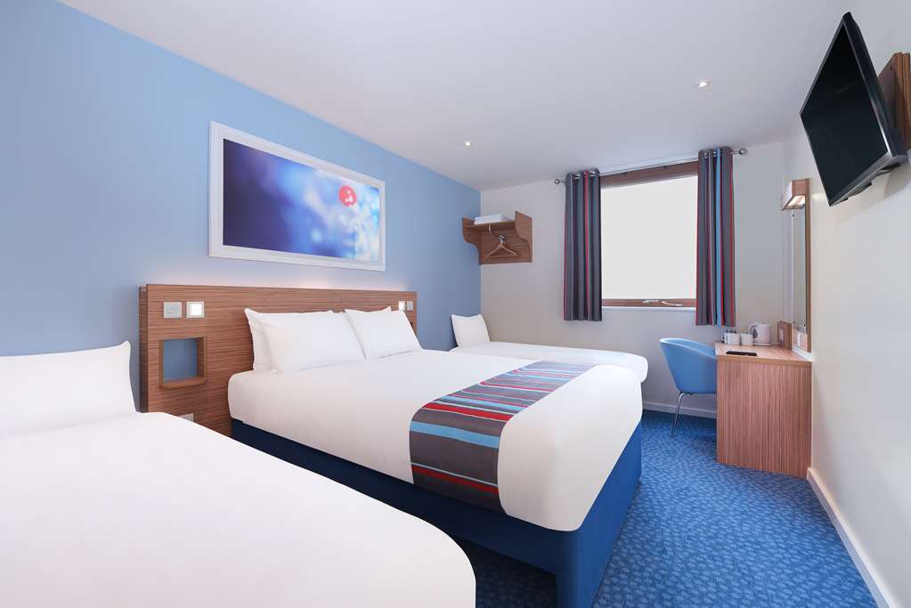 Travelodge Leicester Hinckley Road Room photo