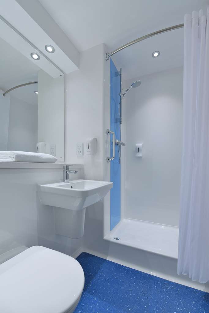 Travelodge Leicester Hinckley Road Room photo